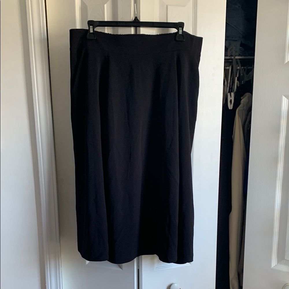 Elegant Black Skirt